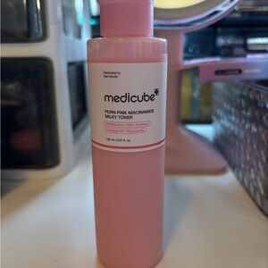 Medicube Pink Niacinamide Milky Toner